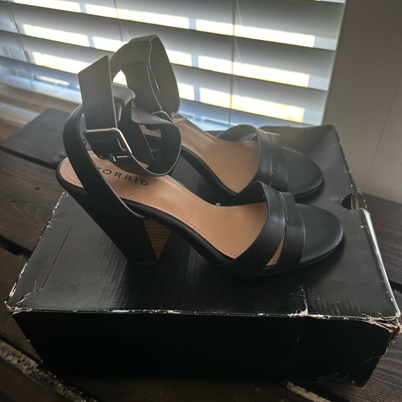 Torrid size 7.5 black wide cone wedges - Picture 4 of 5